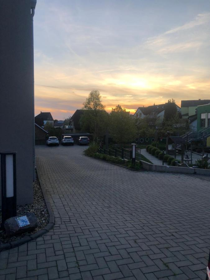 Moderne Wohnung Mit 4 Betten Бохум Экстерьер фото
