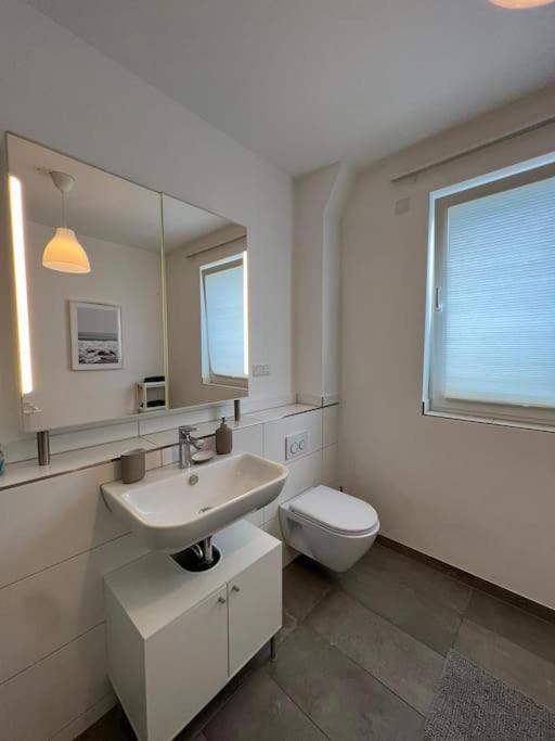 Moderne Wohnung Mit 4 Betten Бохум Экстерьер фото