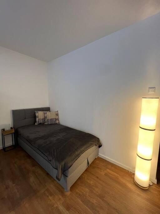Moderne Wohnung Mit 4 Betten Бохум Экстерьер фото